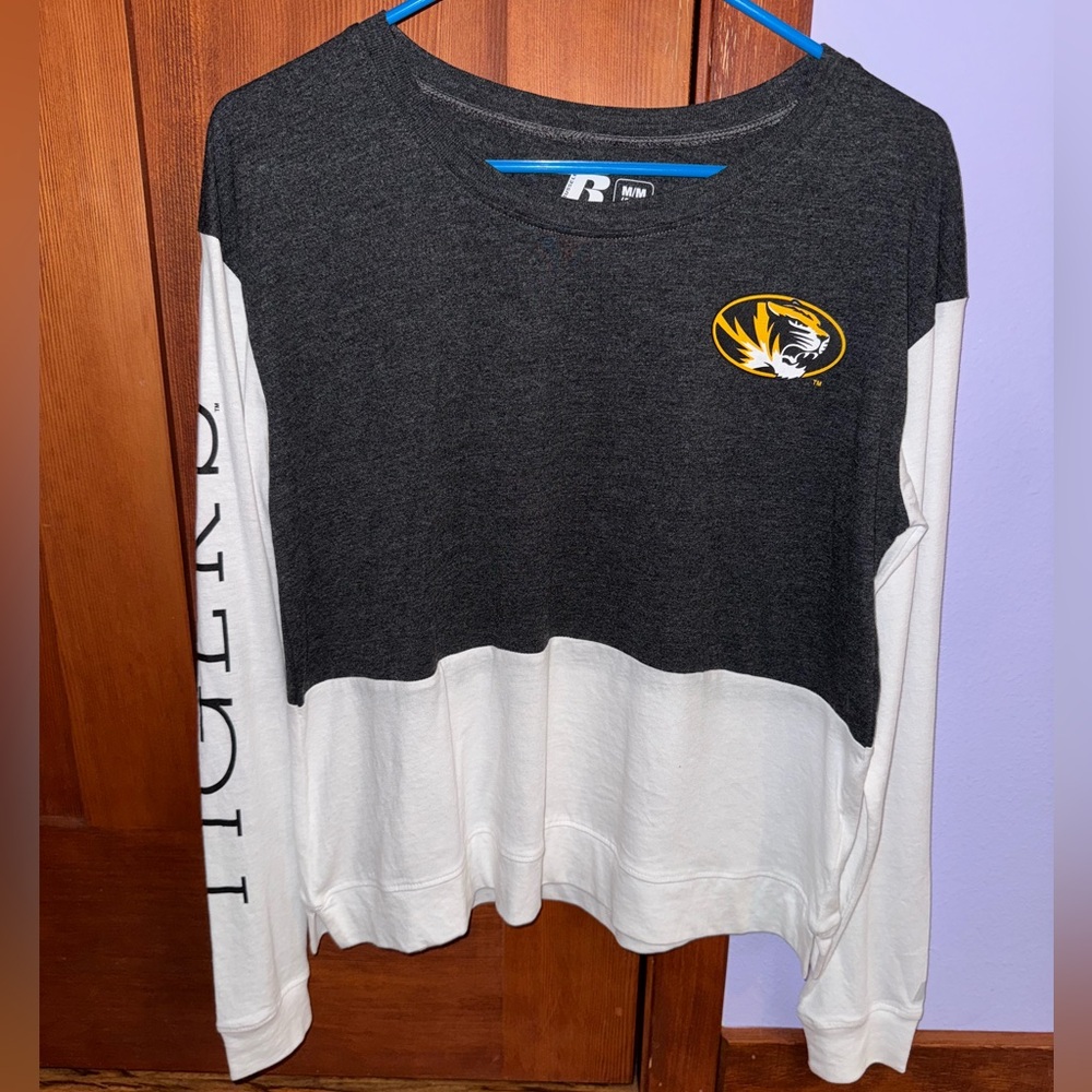 Russell Tigers Pullover Medium Long Sleeve